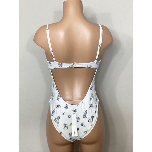 New. AQUA low cut floral swimsuit. Retails $98 Medium - Picture 6 of 10